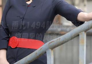 秀人网 – 雨儿1494队长的无圣光任务，校园里的灵魂作品！