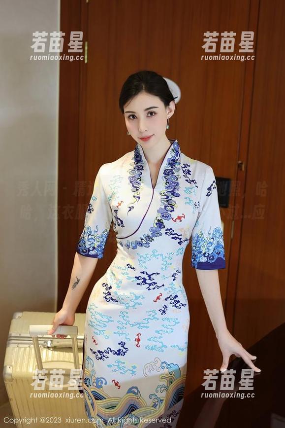 秀人网-顾楚楚Maily 秀人网 - 精选顾楚楚Maily的泳池照,哈哈,这衣服再湿一点就出事了;不过...应该不会吧?