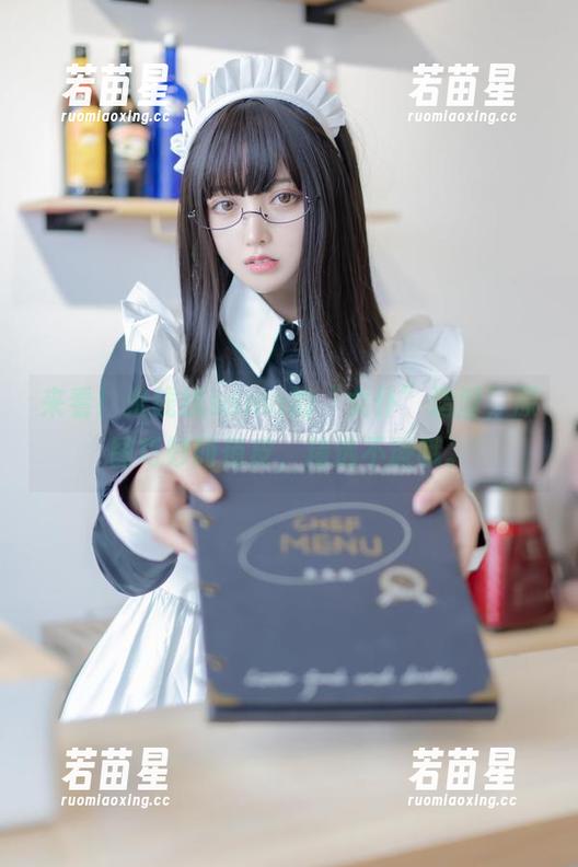 米线线sama 来看!米线线sama的“女仆”造型,原图巧妙而俏皮,精选不逊哦。