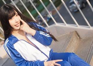 糖果果Candy姐姐的写真，直接把我拉回那些青涩的记忆。
