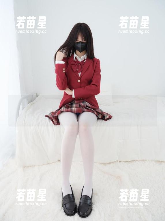 紧急企划-龙崎聆音 紧急企划 - 来瞧瞧龙崎聆音的睡衣套图分享,毫不费力就能撩到你。