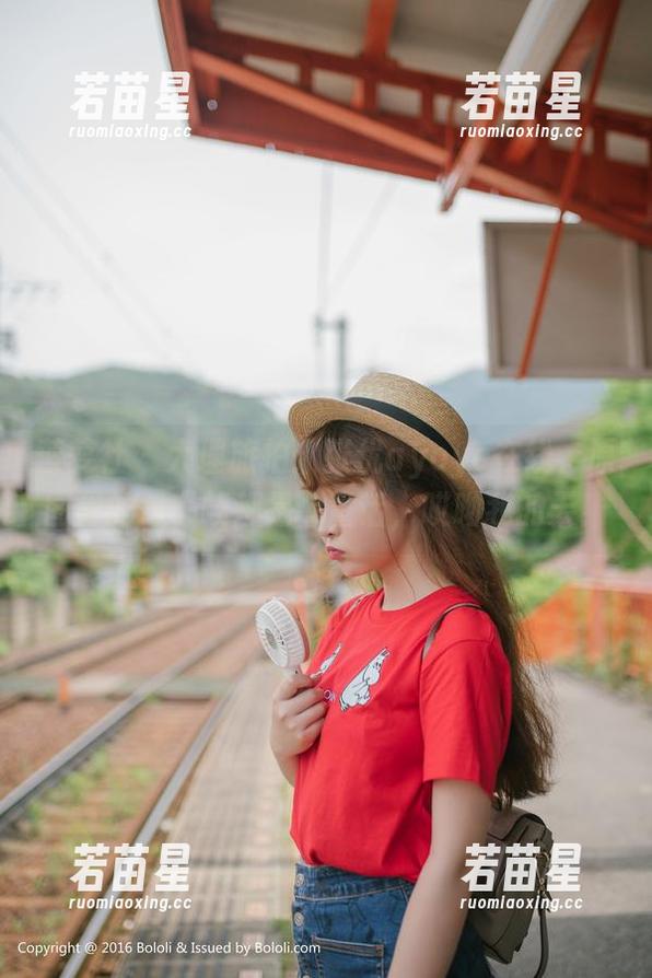 菠萝社-张优ayoyo 菠萝社 - 大理旅拍:张优ayoyo在线,原图里的每一帧都是个童话,哎呦我的天!