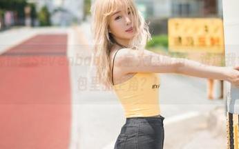 菠萝社 – 柳侑绮Sevenbaby七宝大理旅拍：难道我也是旅拍图包里的主角？！