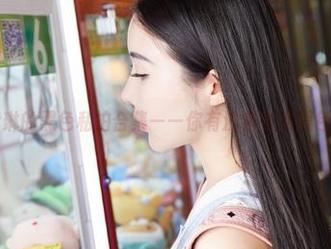 蜜桃社 – 伊琳的黑色私拍合集——你有没有觉得黑色是万能的？
