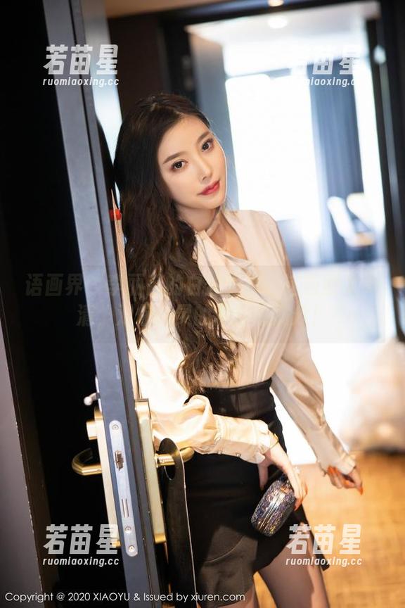语画界-李丽莎 语画界 - 李丽莎的白丝写真:这画面太高清,对你心灵的冲击感满分!