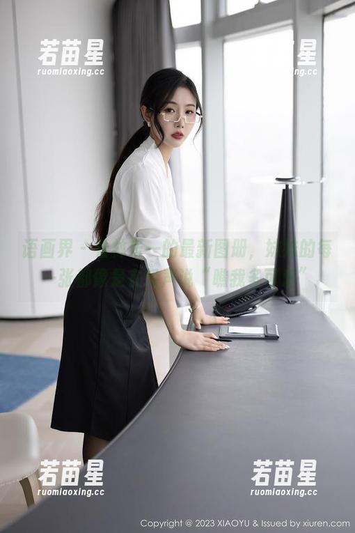 语画界-林乐一 语画界 - 看林乐一的最新图册,妹妹的每一张都像是在轻声说“瞧我多可爱”