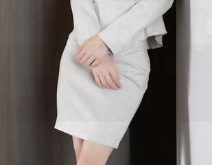 语画界 – 校园里，再也没人能忽视蜜桃酱的校服魅力——套图狂欢，速来下载！