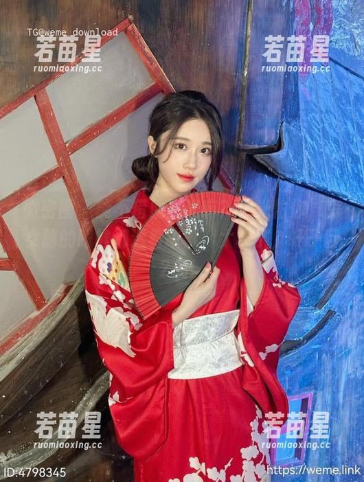 轩子巨2兔 微密圈 - 能不借助圣光嘛?无光佑你,兔女郎的眼神都透着故事,太棒了,轩子巨2兔!