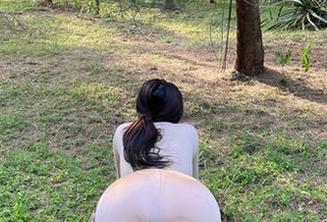 微密圈 – 迷人的五姨太图包里的蜘蛛女侠，盲猜她一定也有个“咖啡时光”！