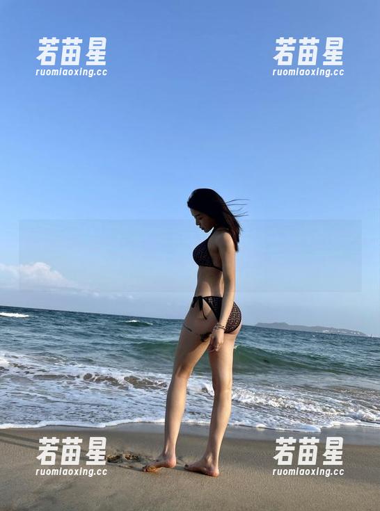 金希儿 微密圈 - 平常心看金希儿:蕾丝与豹纹的搭配合集,你觉得这配吗?