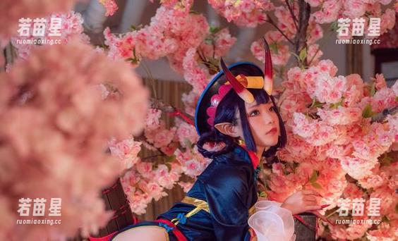 铁打萌萌_moi 制服写真:铁打萌萌_moi,这些网盘的照片真没白存!
