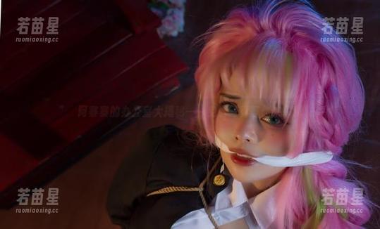 阿寨寨 阿寨寨的办公室大揭秘——免费写真等你来拿!