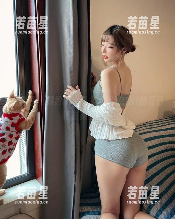 陈妮妮UNI 微密圈 - 缤纷图库里,陈妮妮UNI的夏日睡衣雅痞清凉