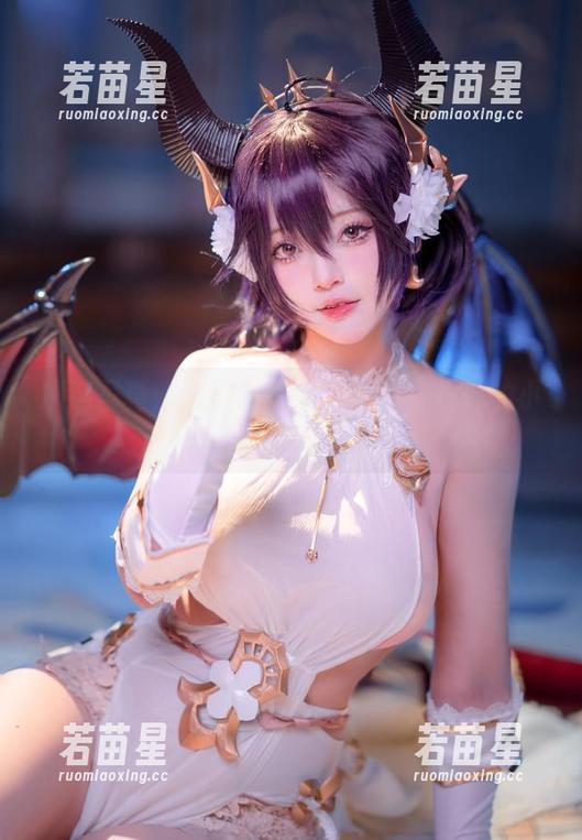 黑龙贯通 精选写真:让黑龙贯通的棉袜引发你的小小思考。